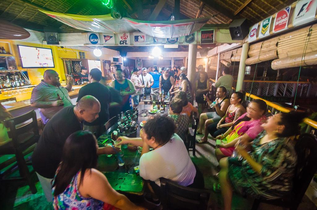 Jeepney Hostel And Kite Resort Balabag  Exterior photo