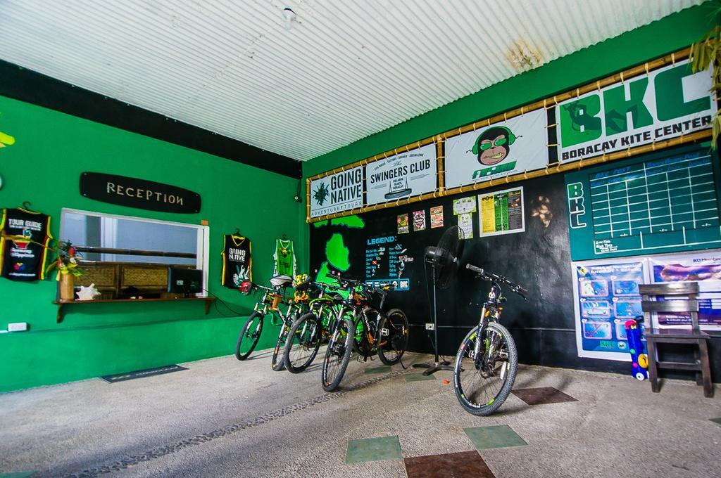 Jeepney Hostel And Kite Resort Balabag  Exterior photo