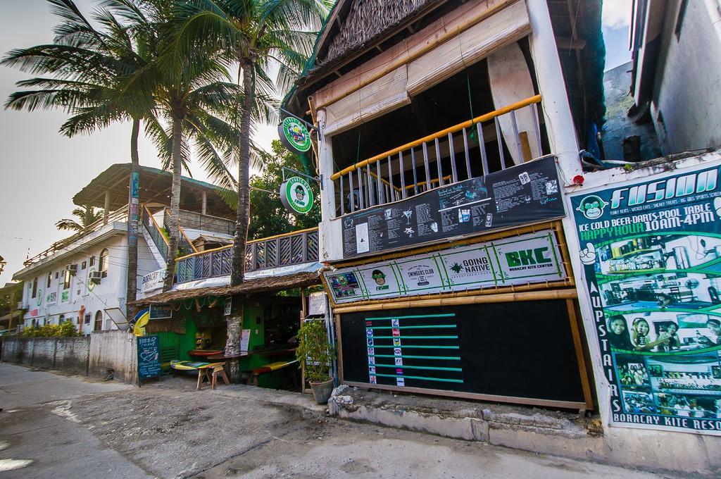 Jeepney Hostel And Kite Resort Balabag  Exterior photo